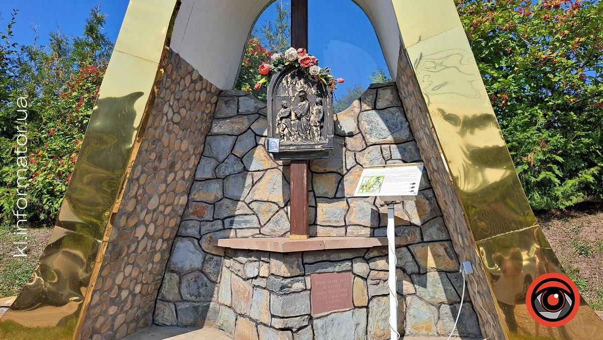 Місця сили: Погінський монастир на Прикарпатті. Фоторепортаж 1