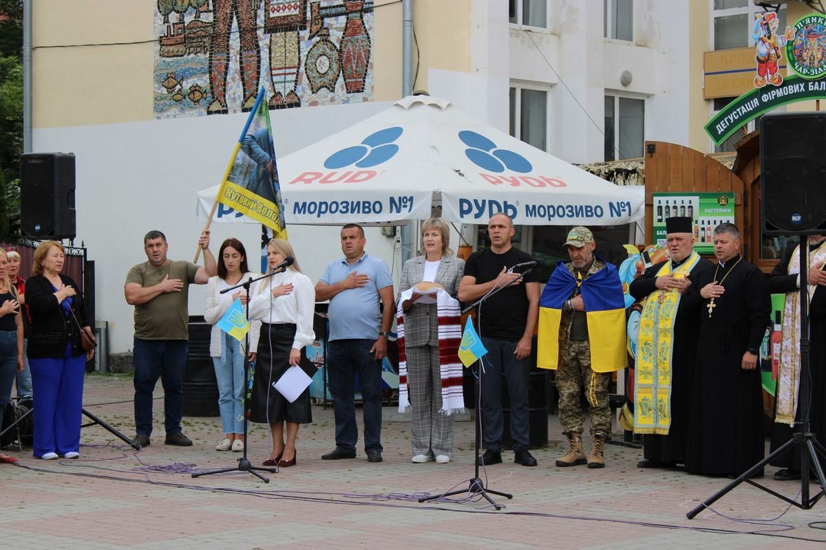 Нарешті вдома: на рідну Гуцульщину повернувся звільнений з полону воїн Володимир Кутовий 4