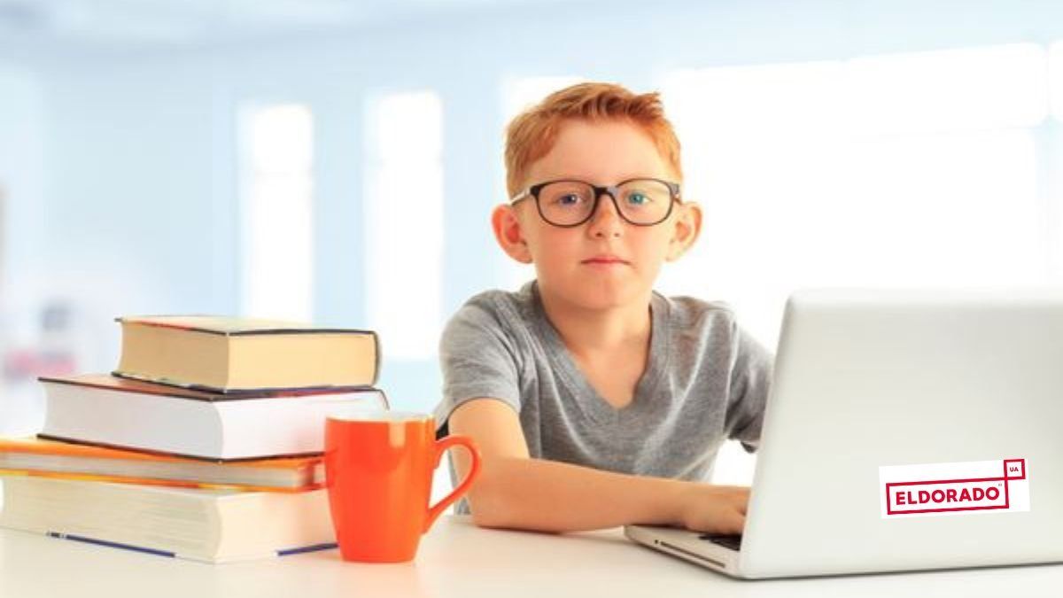 Який ноутбук купити школяру