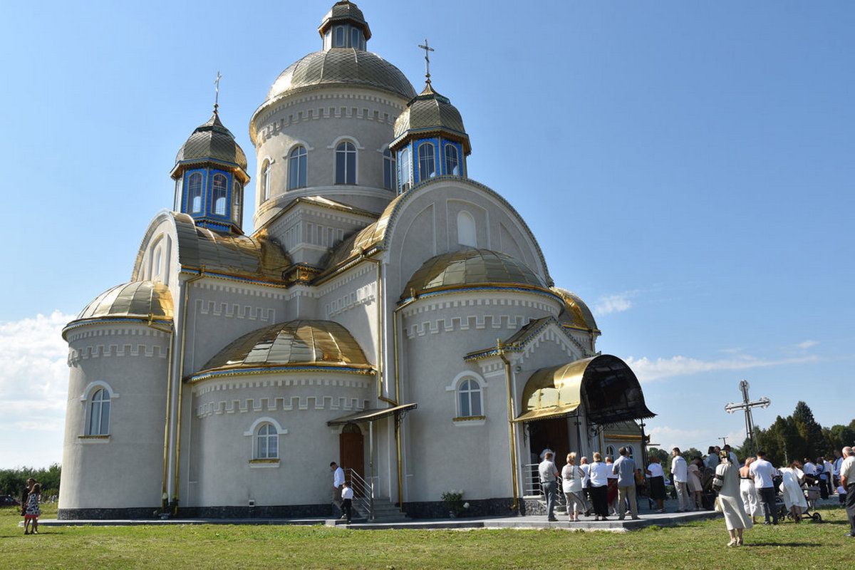У Нижньому Вербіжі відбулося освячення нового храму 7