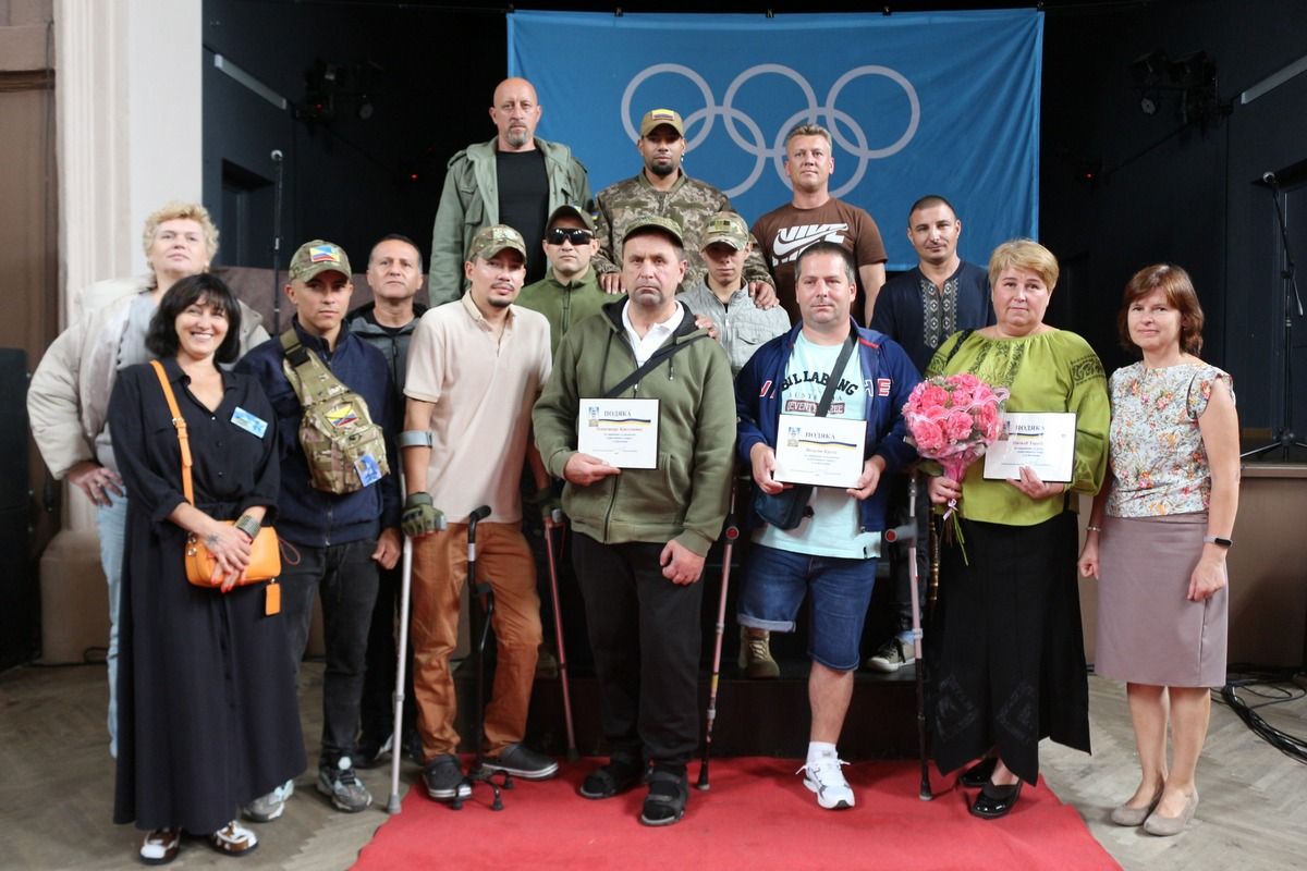 У Коломиї вручили нагороди до Дня фізичної культури і спорту 17