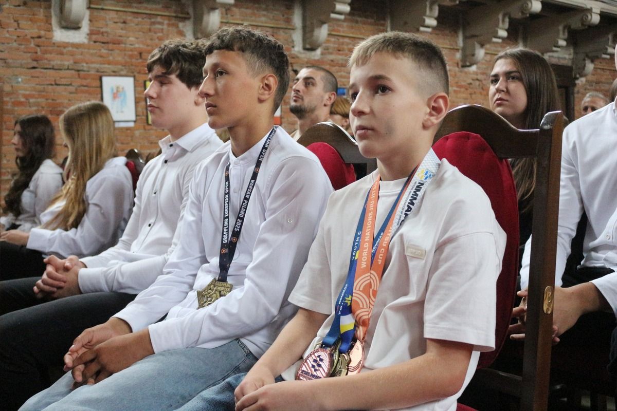 У Коломиї вручили нагороди до Дня фізичної культури і спорту 3