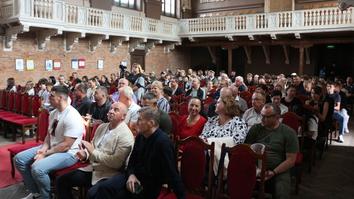У Коломиї вручили нагороди до Дня фізичної культури і спорту