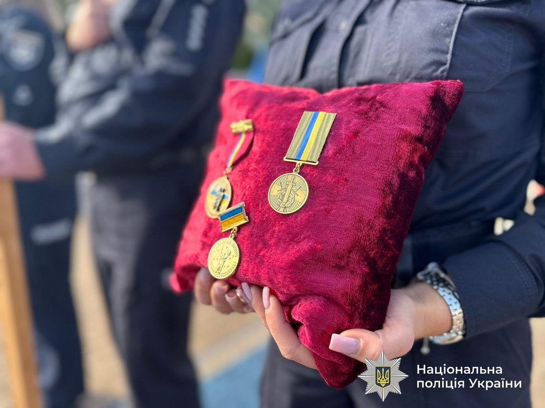 На Косівщині відбулося прощання із поліцейським Євгеном Рубаняком, який загинув на війні 5