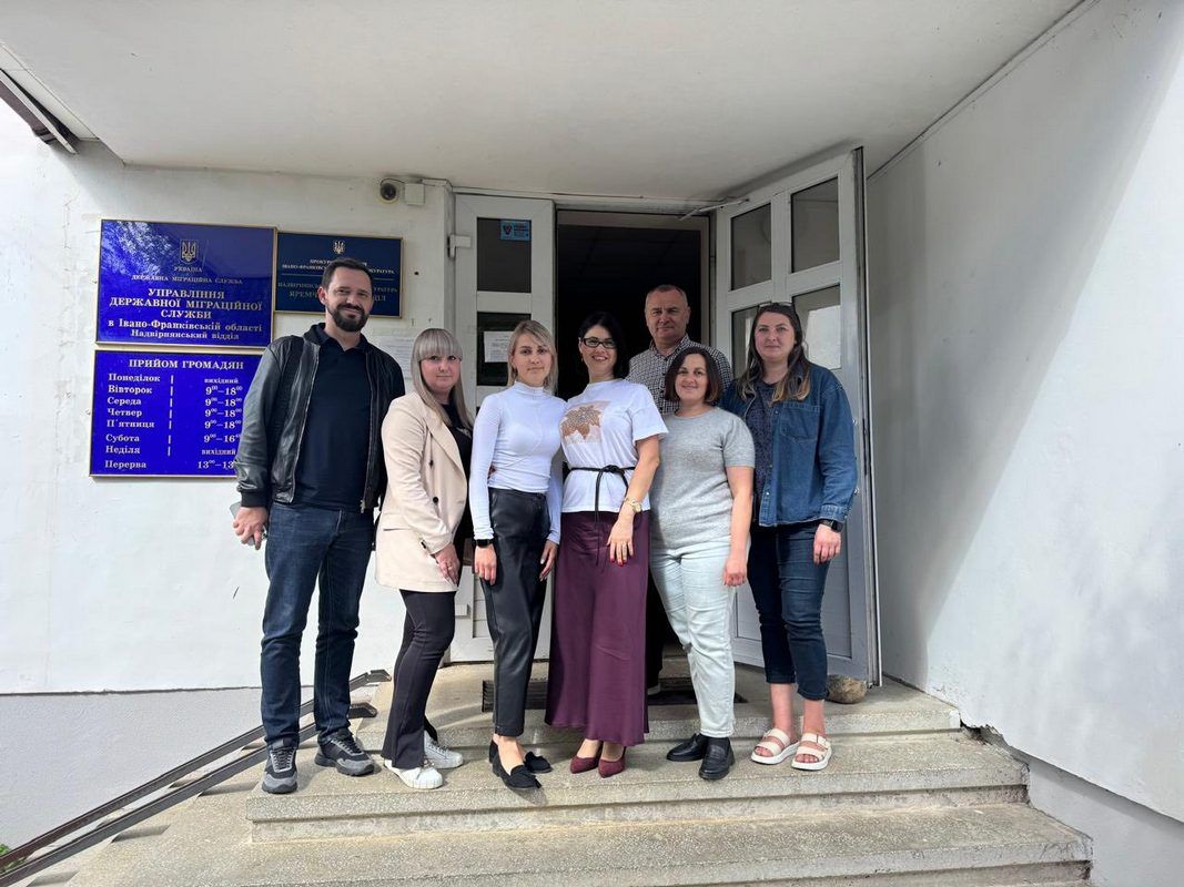 У Яремче відновив роботу відділ міграційної служби 1
