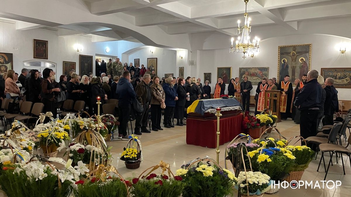 У Коломиї провели на вічний спочинок захисника Володимира Вовчука 1