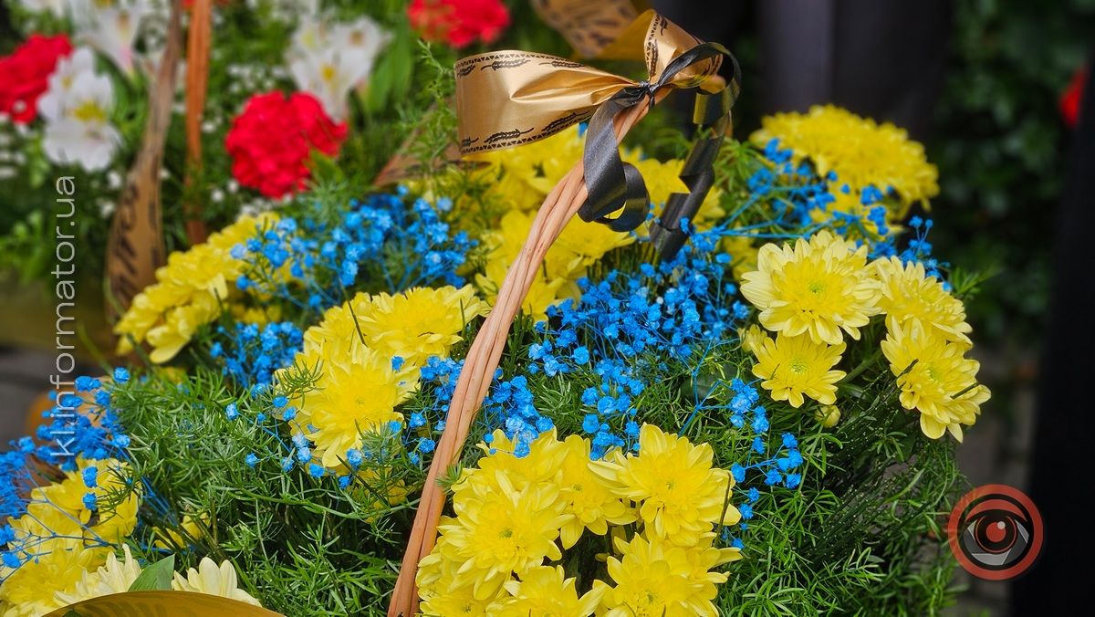 Під звуки трембіти, скрипки і оплекси Коломия прощалася з Любомиром Грабцем 7