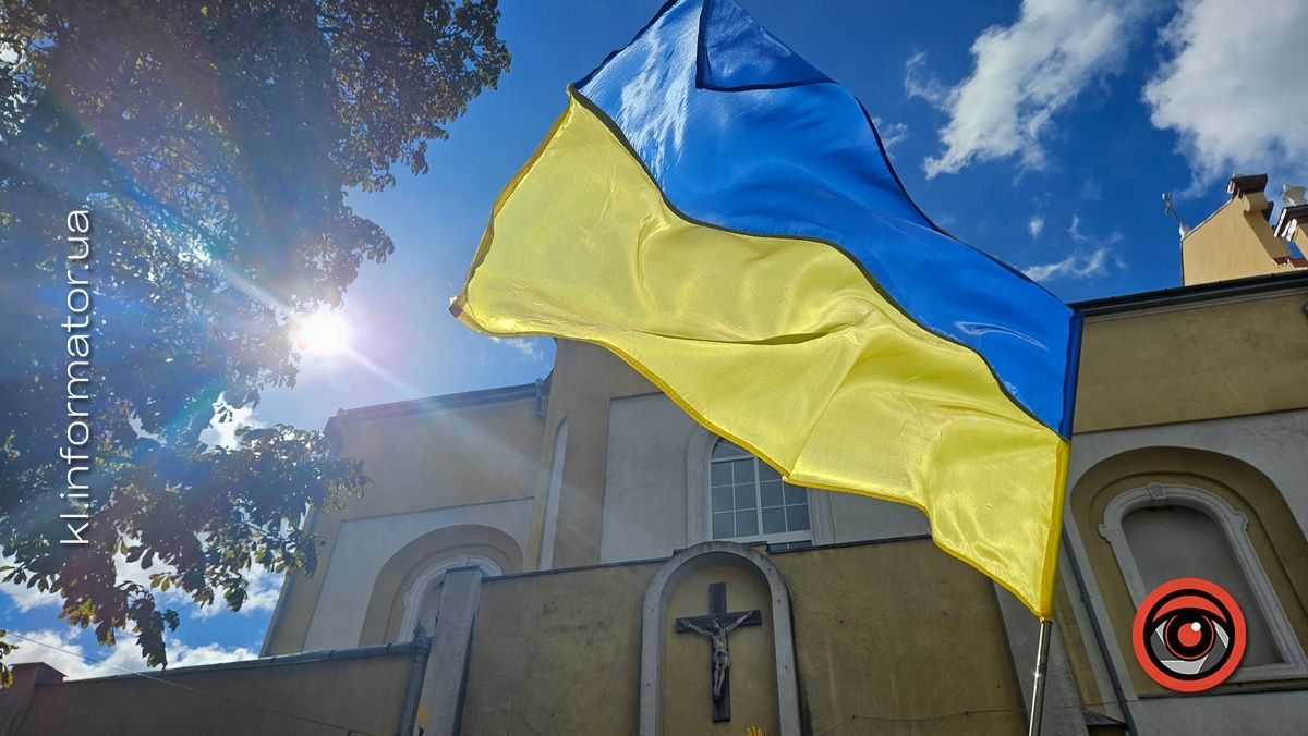 Під звуки трембіти, скрипки і оплекси Коломия прощалася з Любомиром Грабцем 20