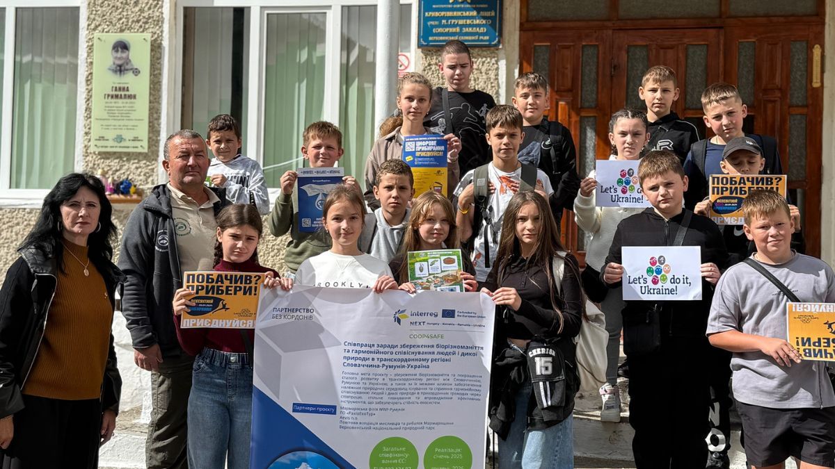 Працівники нацпарку “Верховинський” та учні Криворівнянського ліцею долучилися до Всесвітнього дня прибирання 4