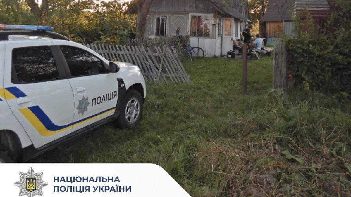 На Коломийщині донька в стані алкогольного спʼяніння вдарила матір ножем 1