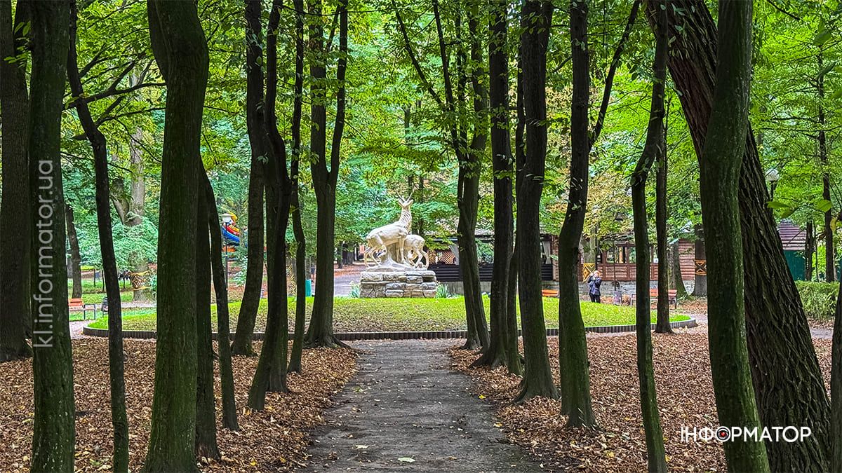 Тиха краса: вересневий парк Коломиї у фоторепортажі 8