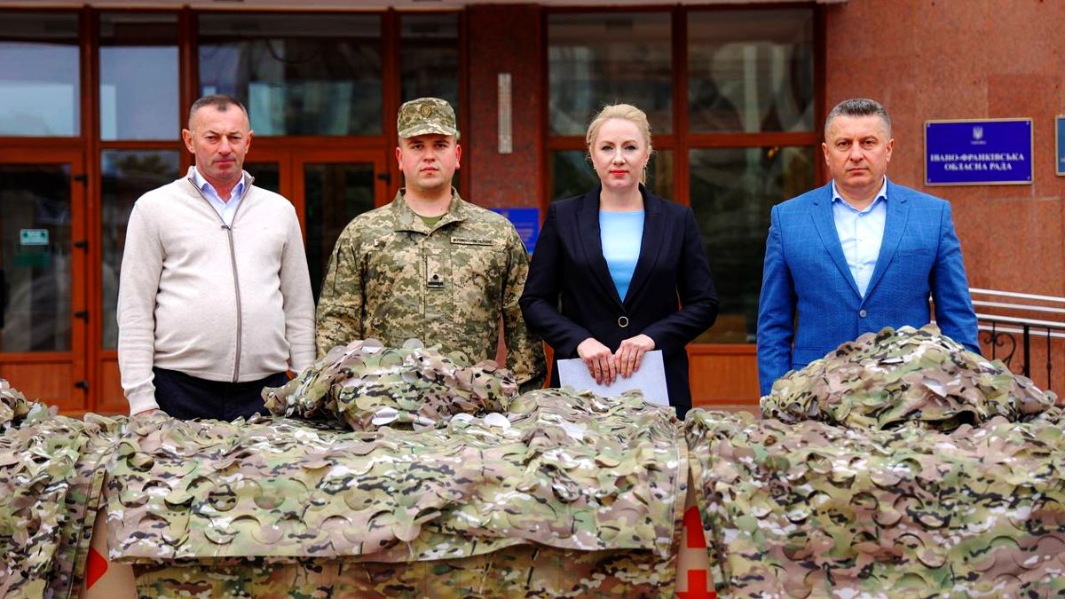 "Едельвейсам" передали 200 антитепловізійних плащів та інше спорядження 1