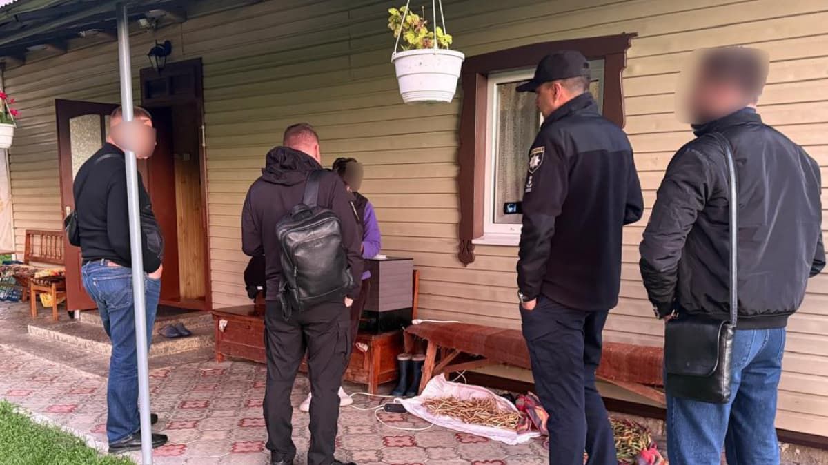 На Прикарпатті викрили масштабну схему привласнення земель біля Буковелю на понад 14 млн грн