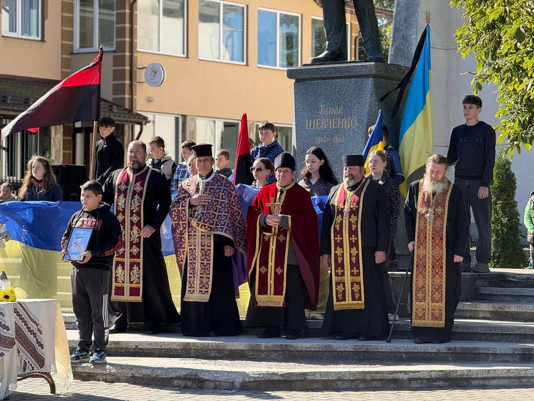 Рік вважався зниклим безвісти: "на щиті" повернувся воїн Любомир Вікоброда з Коломийщини 6
