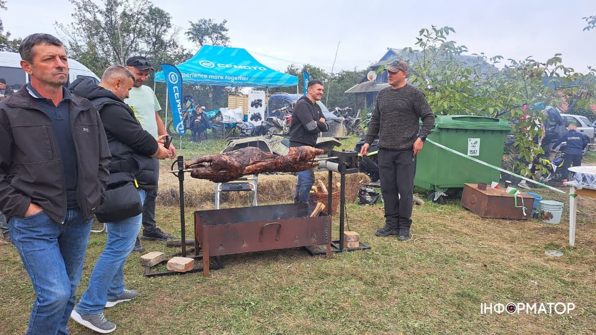 Гори, мотоцикли та шалена енергія: на Коломийщині відбулись змагання з хард-ендуро "O’Kurwaaa Bobr" 14