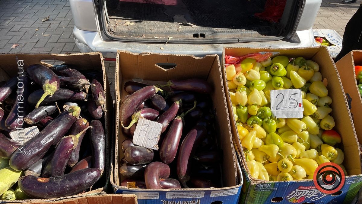 Ціни на сезонні овочі та фрукти на оптовому ринку Коломиї 8