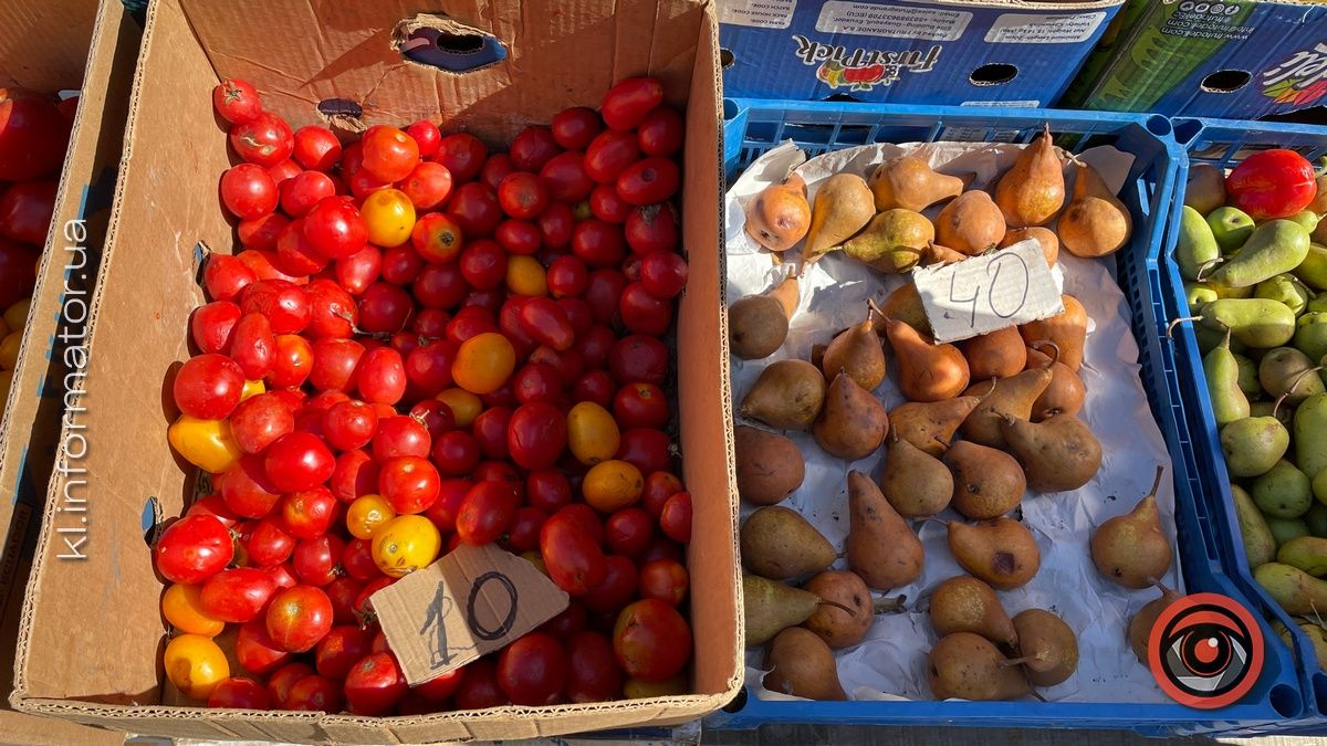 Ціни на сезонні овочі та фрукти на оптовому ринку Коломиї 4