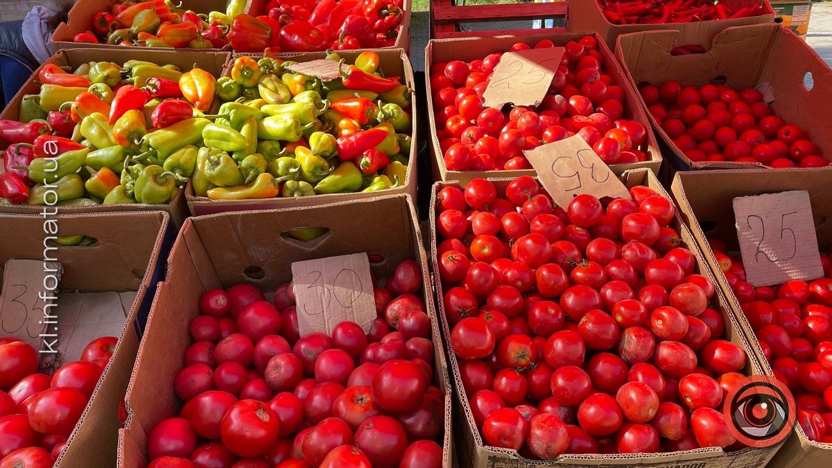 Ціни на сезонні овочі та фрукти на оптовому ринку Коломиї 3