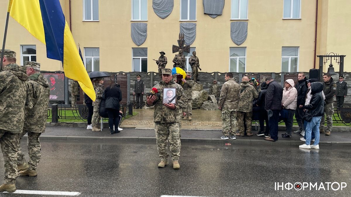 У Коломиї віддали шану загиблому "едельвейсу" Віктору Кашубі 13