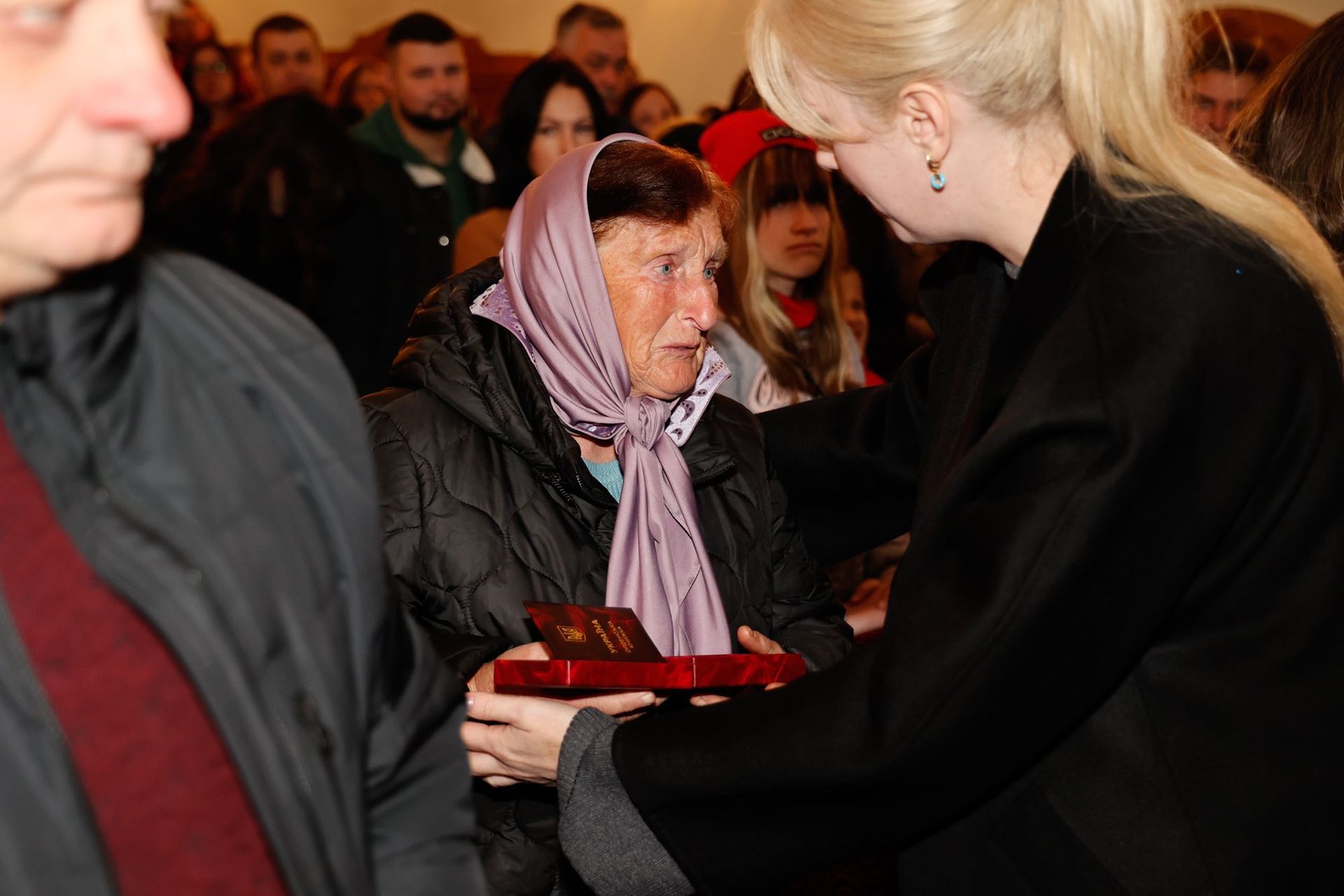 Загиблих захисників з Коломийщини нагородили орденом "За мужність" ІІІ ступеня 8