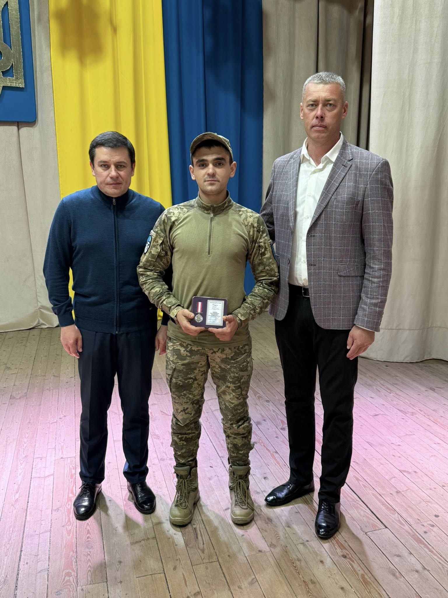 Воїнів з Коломийщини відзначили медалями "Лицар бойового чину" 8