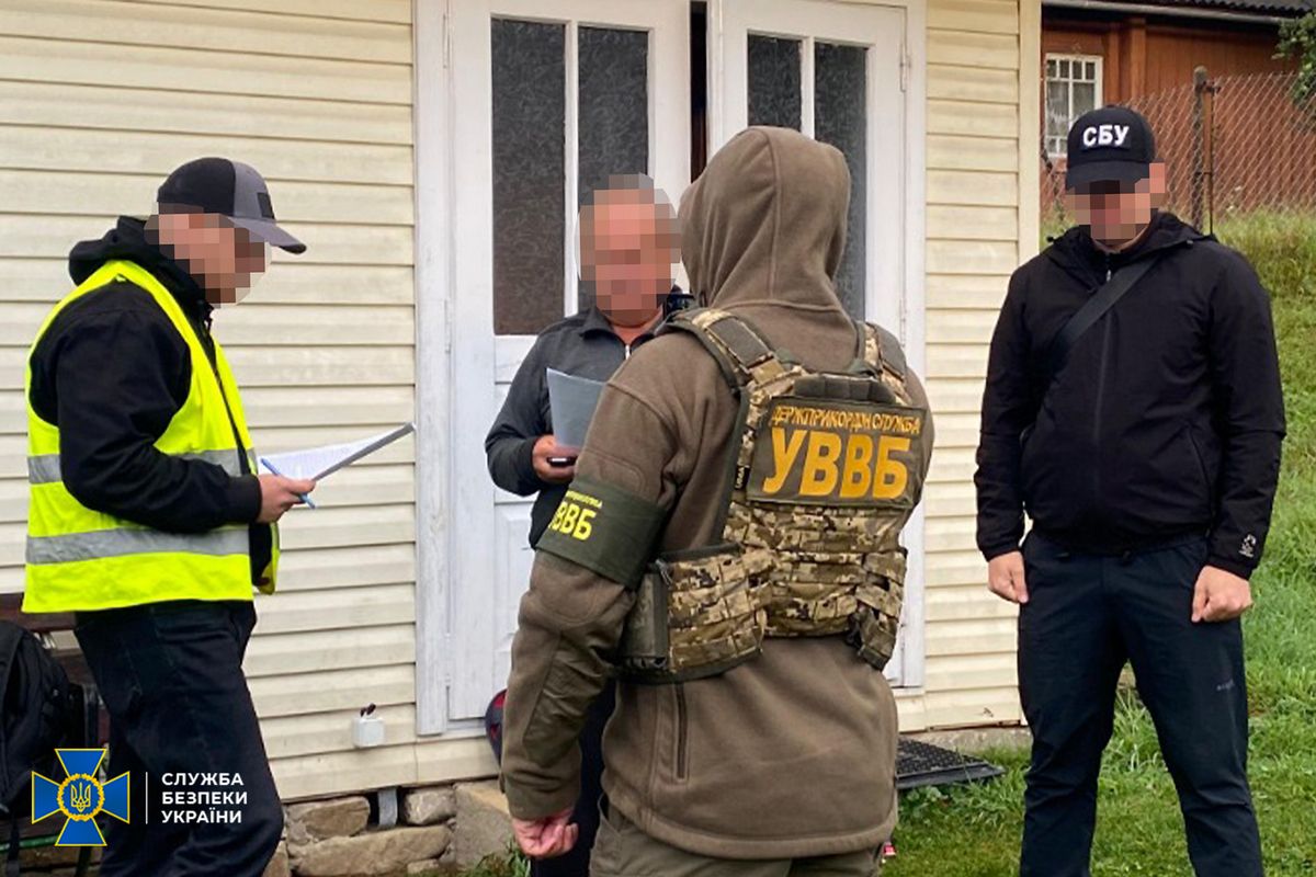 СБУ: За 8 тис євро службовці Нацпарку організовували втечу ухилянтів за кордон 4