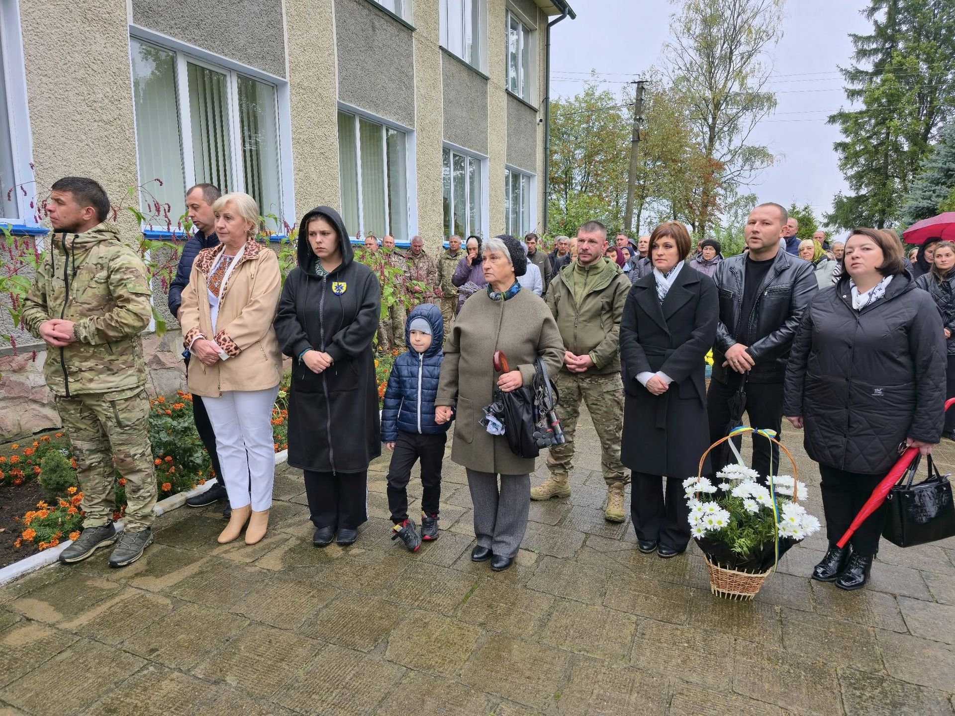 На Коломийщині відкрили памʼятну дошку Герою Миколі Молофію 1