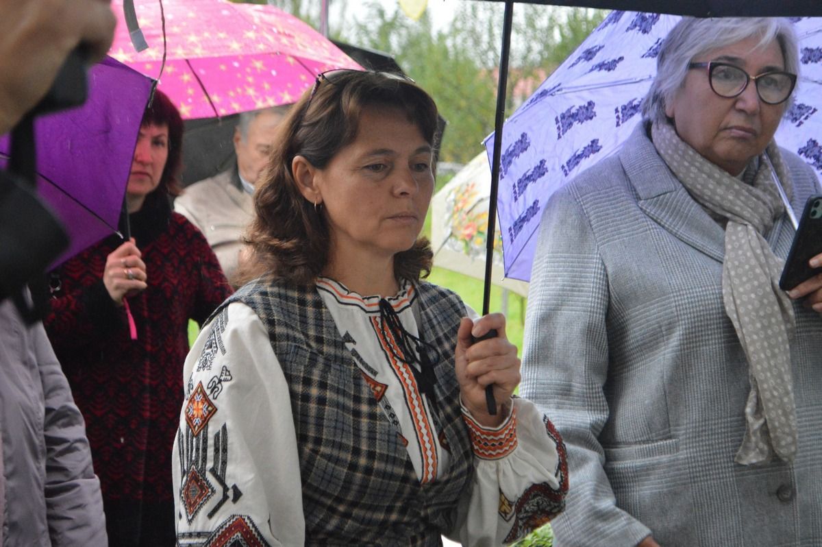 Герою Ярославу Пукасу відкрили меморіальну дошку на школі в Шепарівцях 4