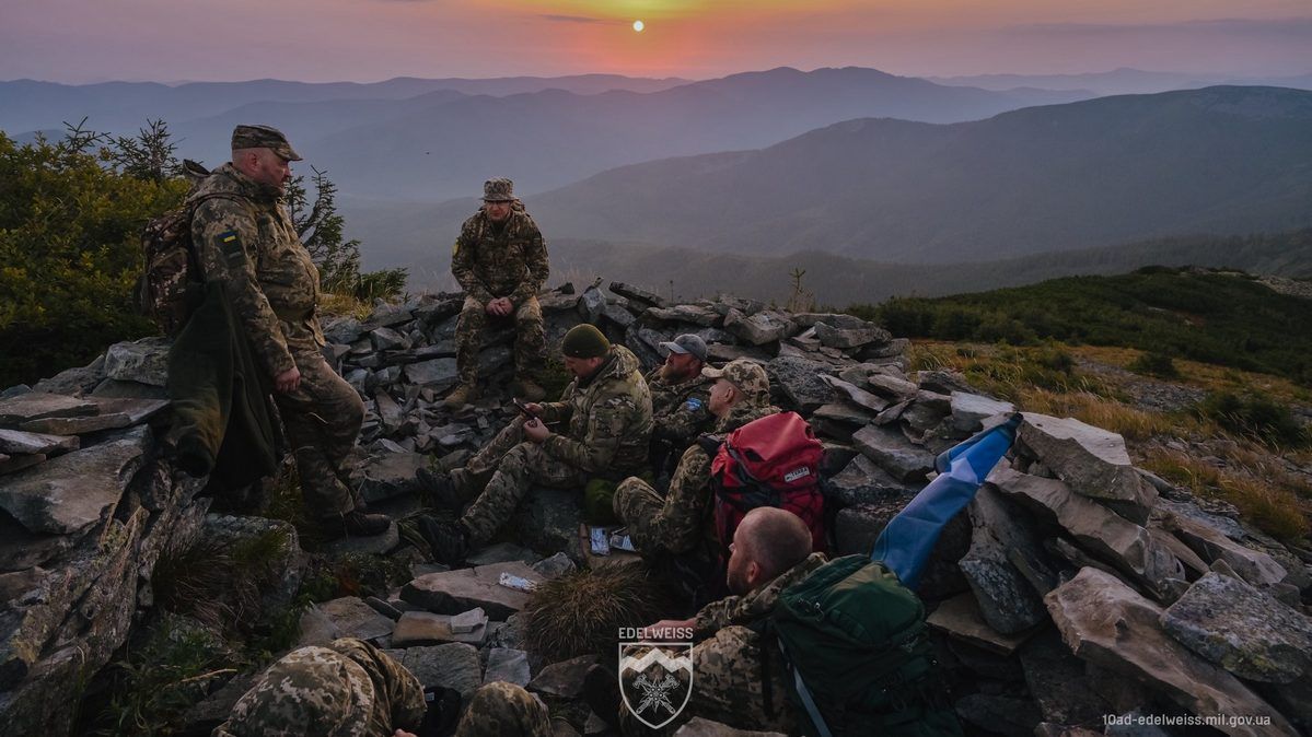Історична магістраль від опришків до едельвейсів: дивіться фільм про 10 ОГШБр "Воїні гір" | ВІДЕО 6