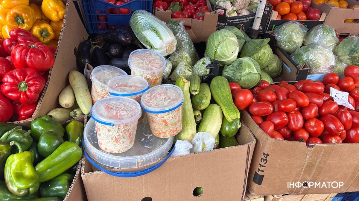 Квашена капуста на ринку в Коломиї