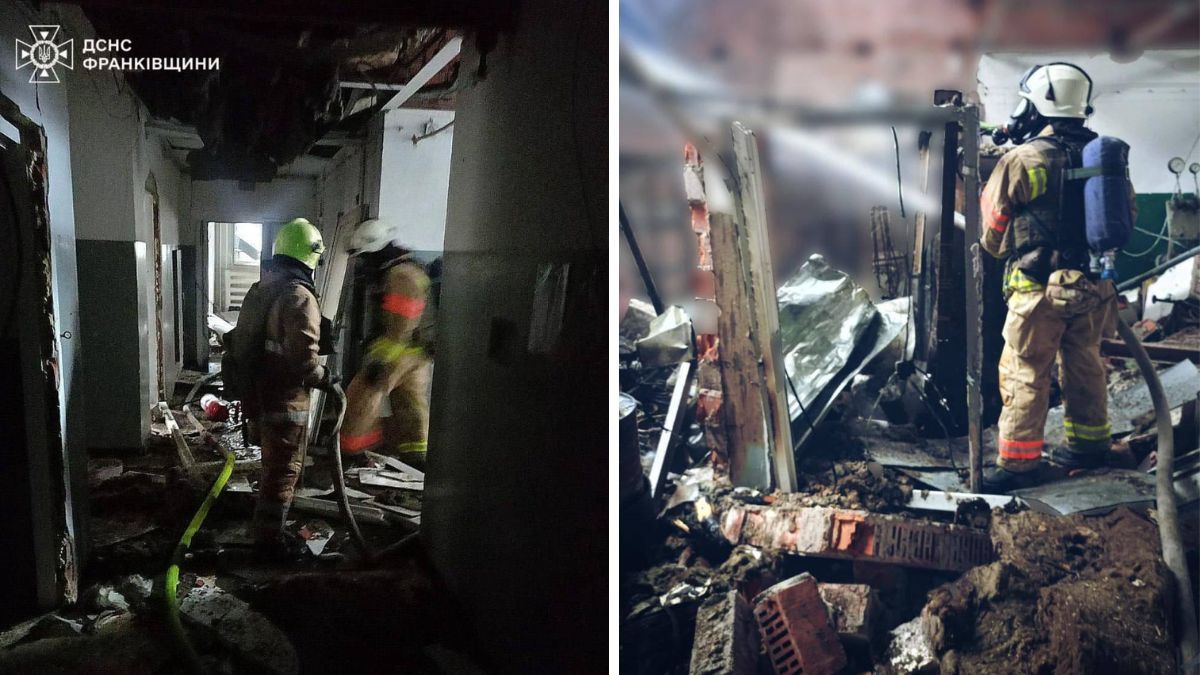 Внаслідок російської атаки на Прикарпатті спалахнула пожежа. ФОТО