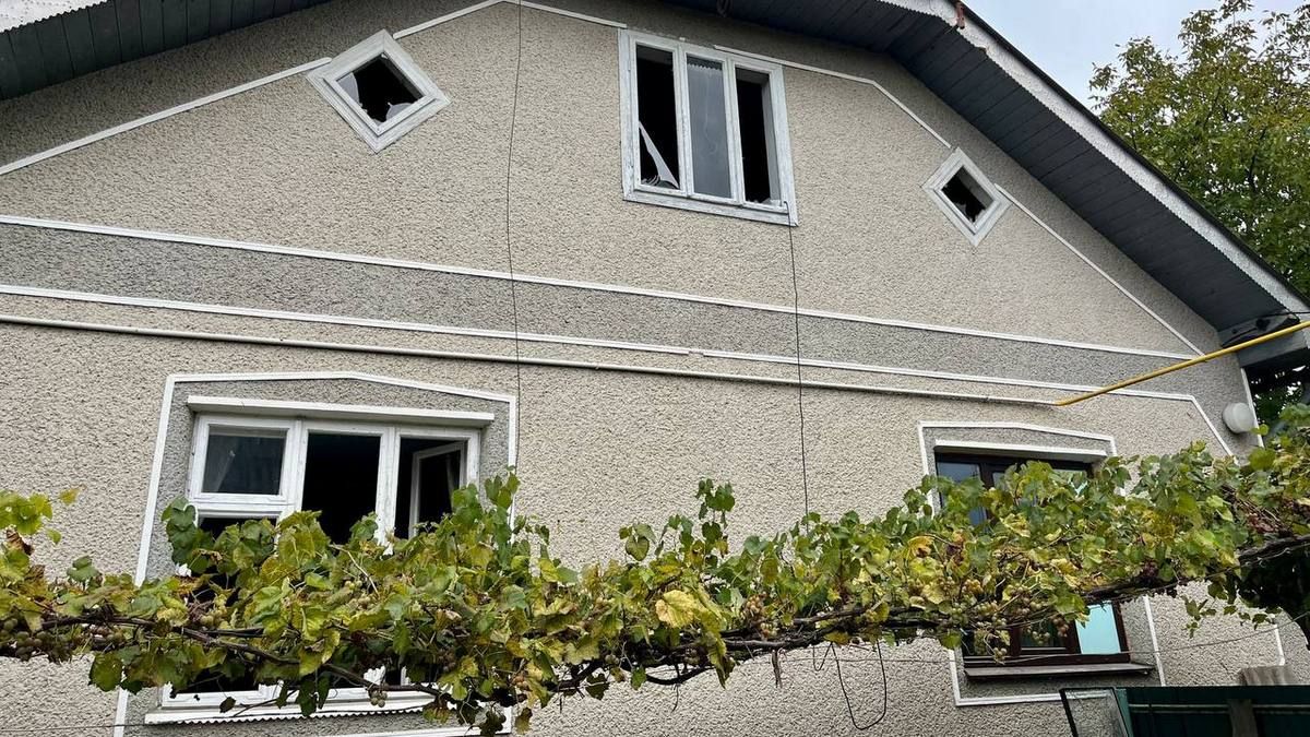 Понад 20 осель зазнали руйнувань на Прикарпатті через ворожий обстріл 5 жовтня 3