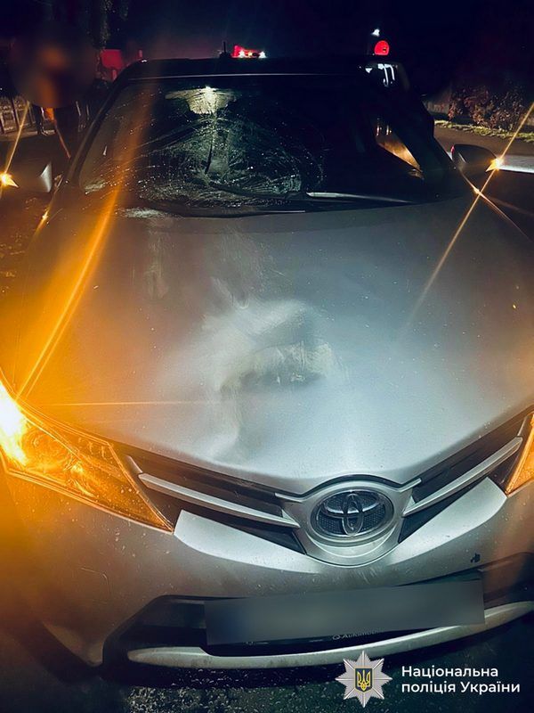 Загинув пішохід: потрійна ДТП сталася на Прикарпатті 1