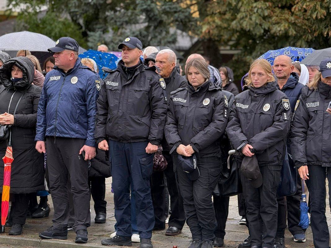 На Коломийщині зустріли скорботний кортеж Героя Івана Михайлишина 4