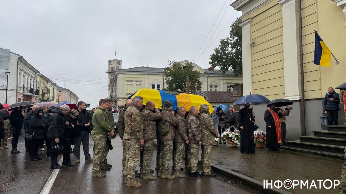 У Коломиї навіки попрощалися із Героєм Володимиром Бойчуком 17