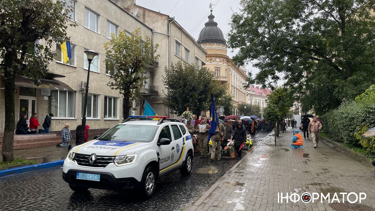 У Коломиї навіки попрощалися із Героєм Володимиром Бойчуком 10