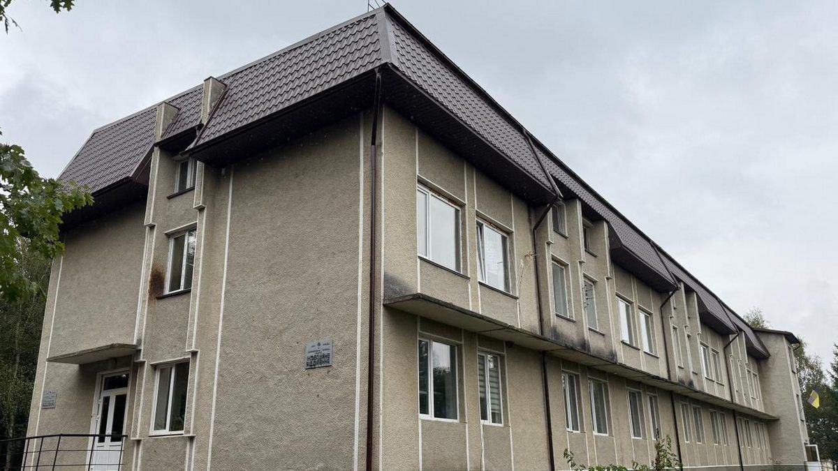 Дах лікарні у Заболотові відремонтували за понад 5,5 млн грн