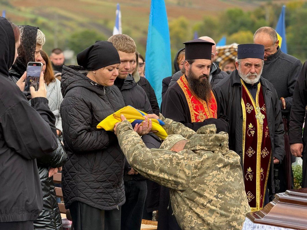 В Отинії провели на вічний спочинок Героя Любомира Жуковського 13