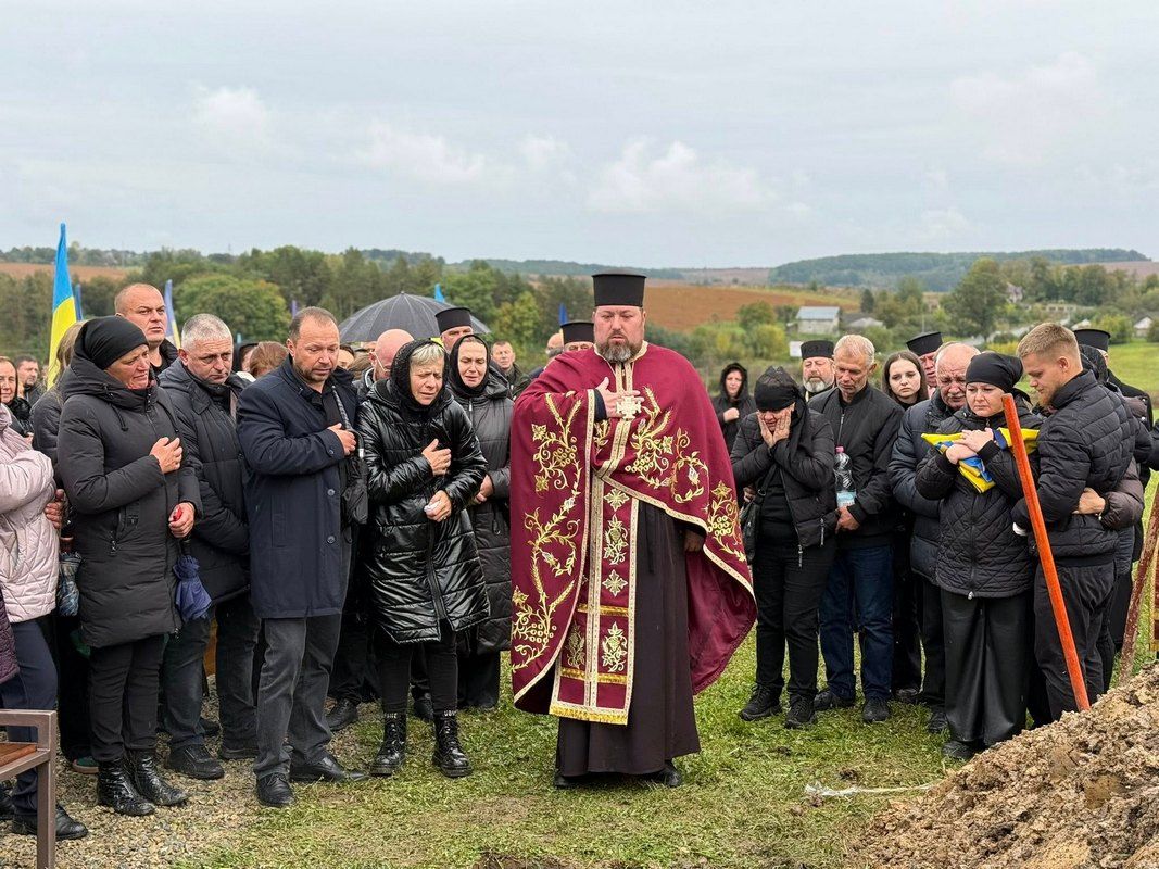 В Отинії провели на вічний спочинок Героя Любомира Жуковського 14