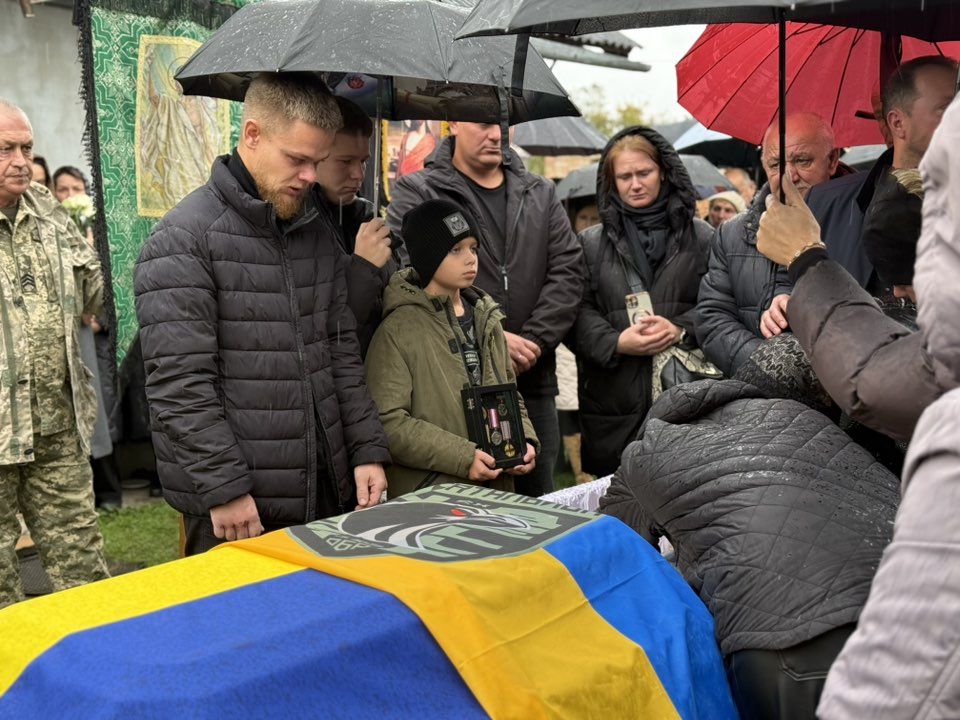 В Отинії провели на вічний спочинок Героя Любомира Жуковського 2