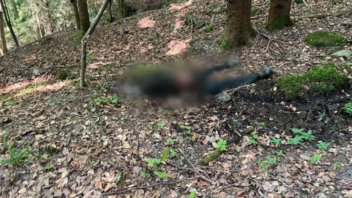 Виявлене тіло чоловіка неподалік українсько-румунського кордону. Фото: Державна прикордонна служба України