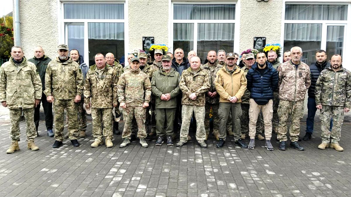 Меморіальні дошки загиблим воїнам відкрили у Кутській громаді 4