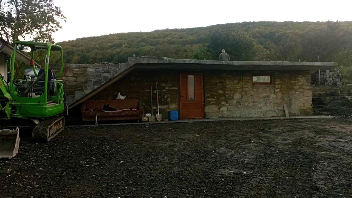 Небайдужих просять доєднатися до збору коштів на відновлення будинку ветерана в Рунгурах, який знищила пожежа 2