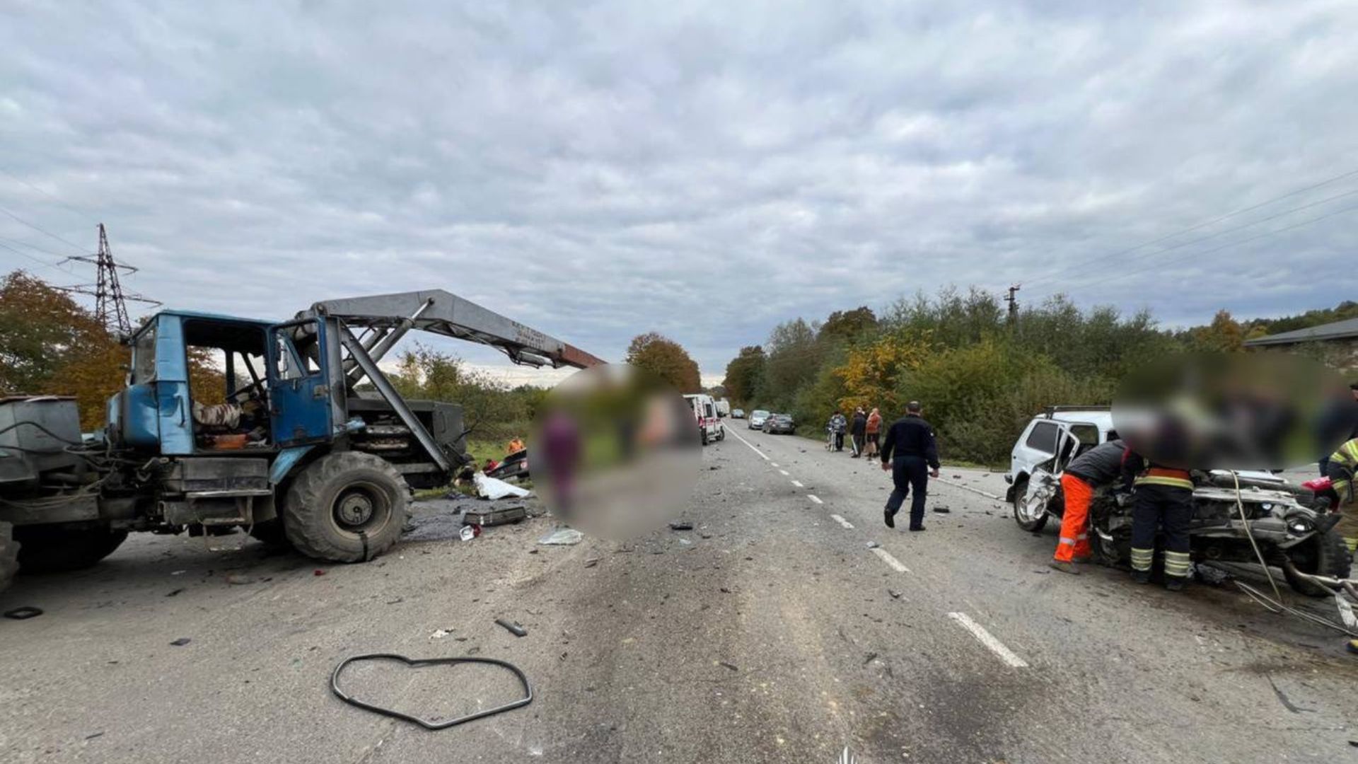 Автотроща в Косові: неповнолітній водій загинув на місці, ще двоє людей у лікарні 1