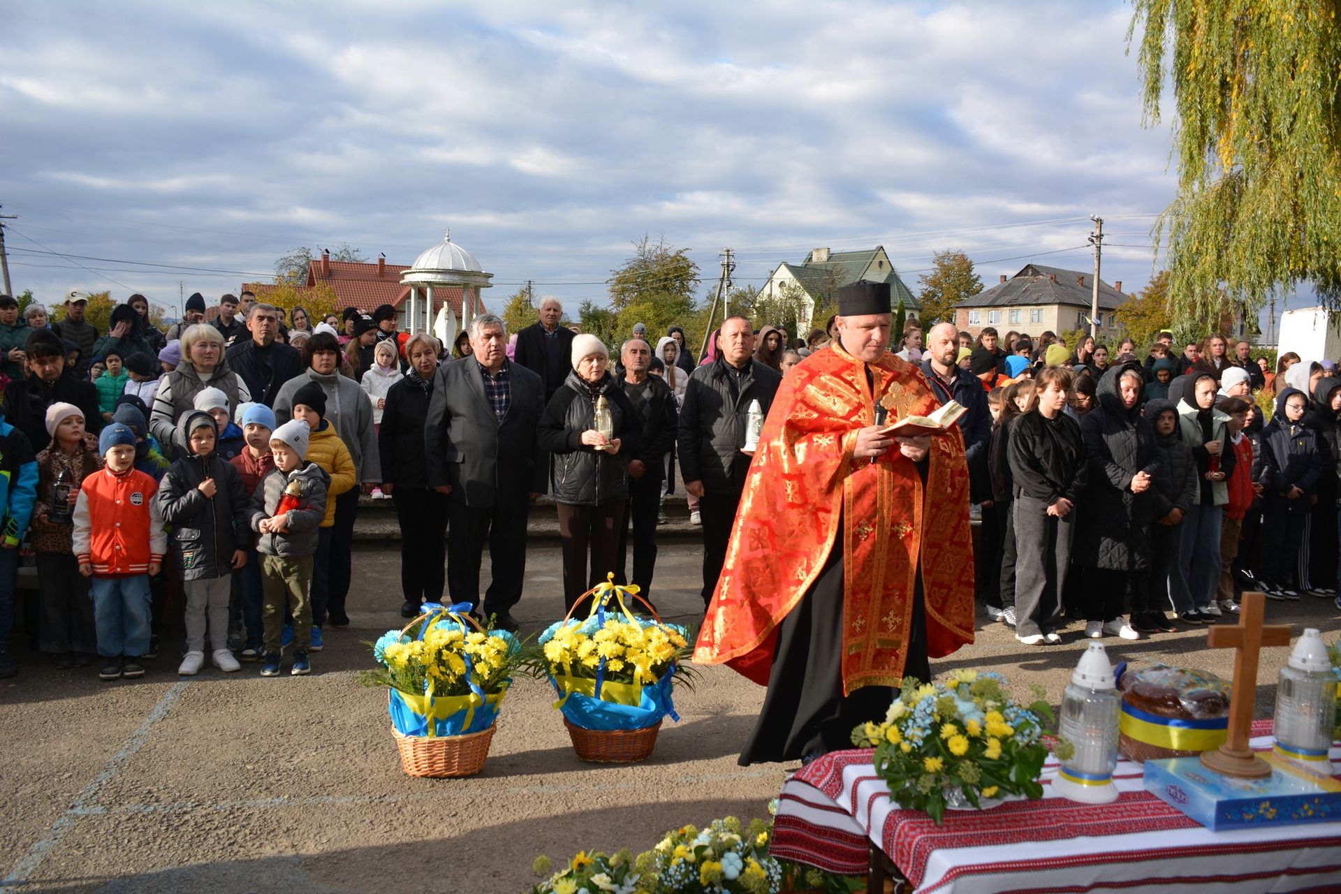 На Надвірнянщині відкрили меморіали трьом загиблим захисникам 2