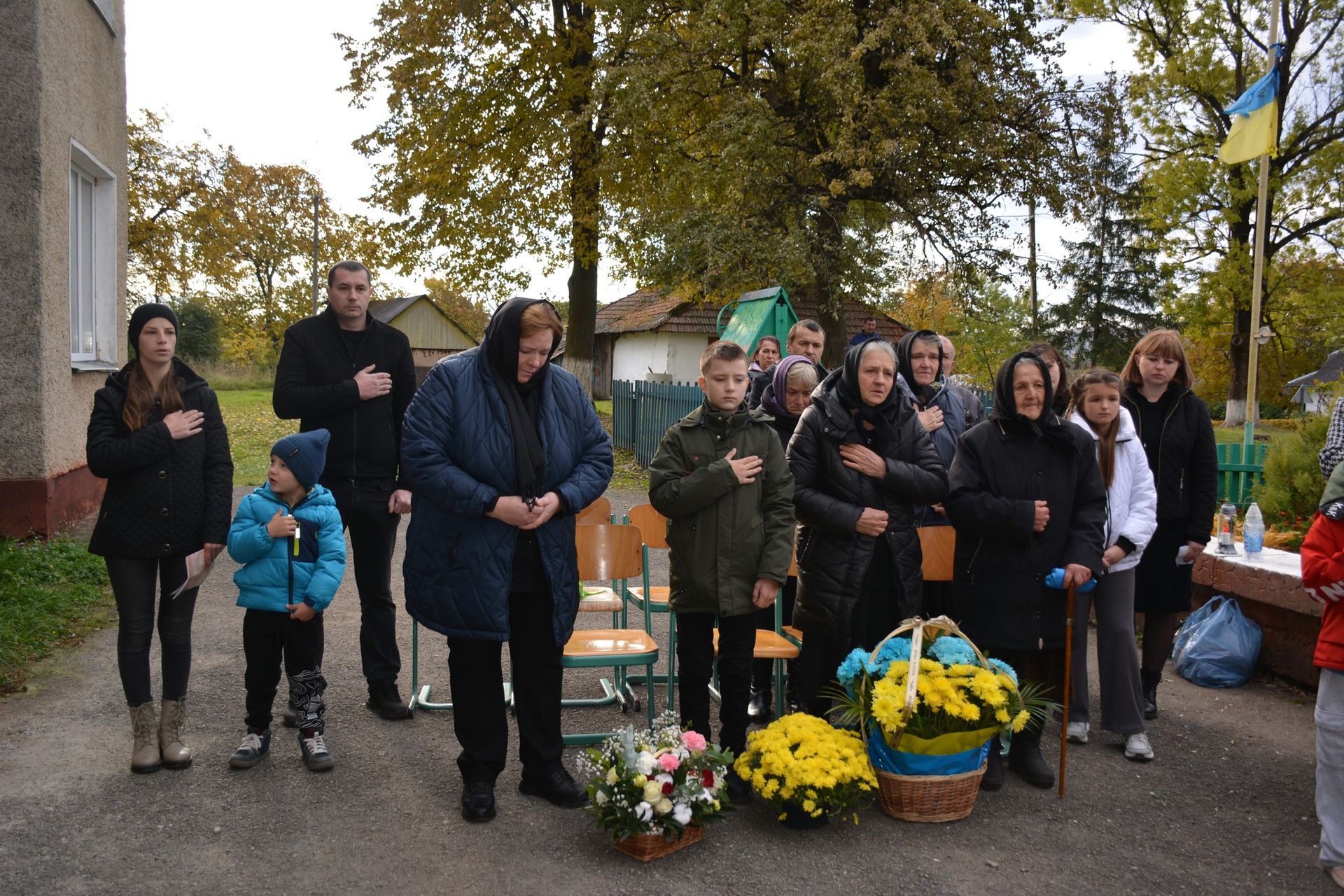 На Надвірнянщині відкрили меморіали трьом загиблим захисникам 10