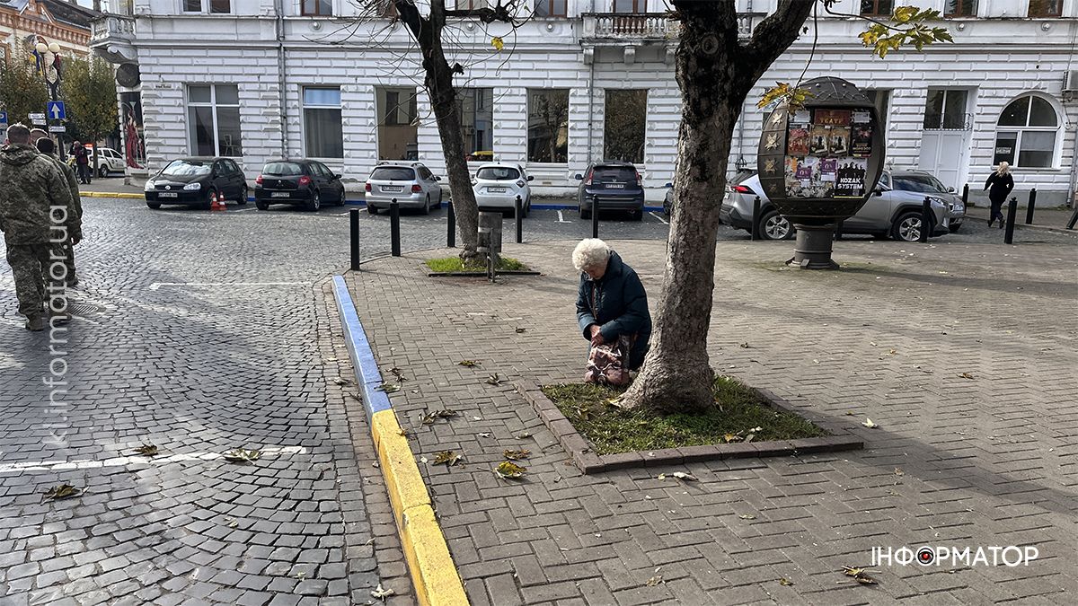 У Коломиї попрощались з померлим воїном Сергієм Боледзюком 13