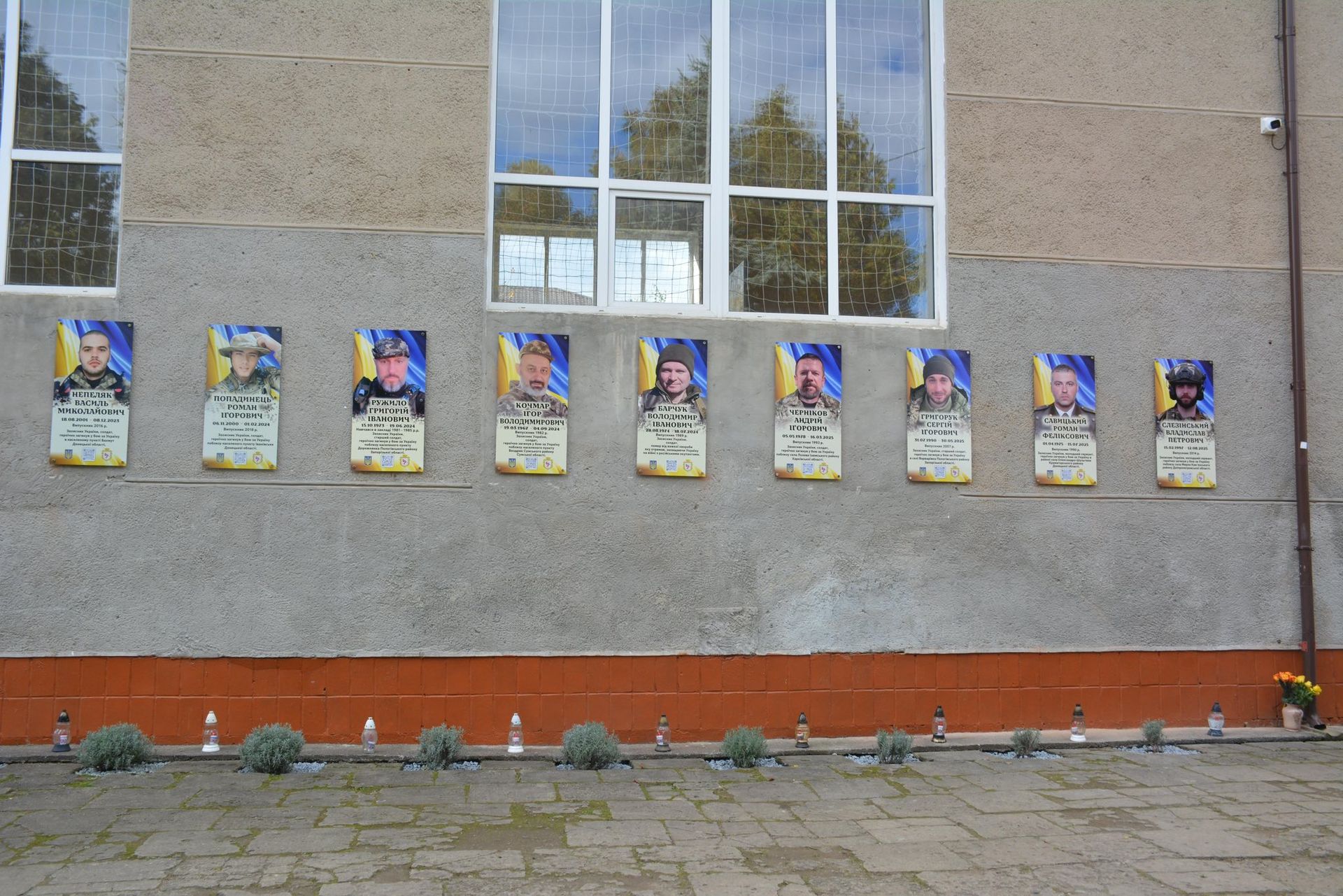 У Надвірній урочисто відкрили меморіали чотирьом полеглим Героям 13