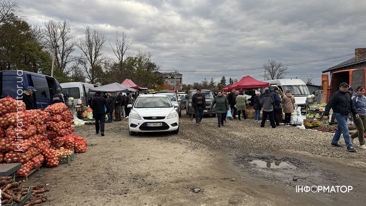 А дешевше віддасте? Фоторепортаж з коломийської Торговиці 11