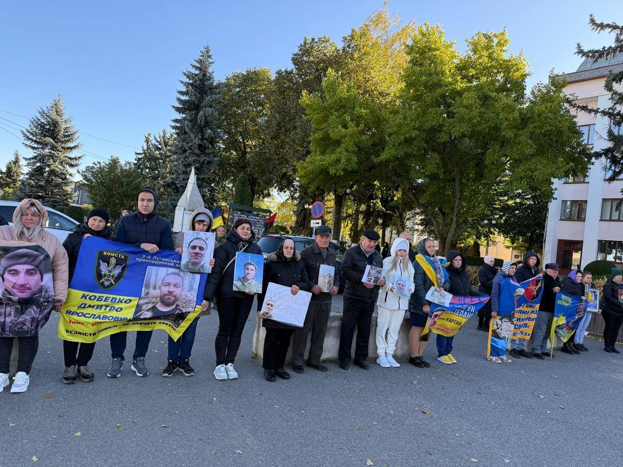 У Снятині провели акцію на підтримку полонених і безвісти зниклих українських військових 1